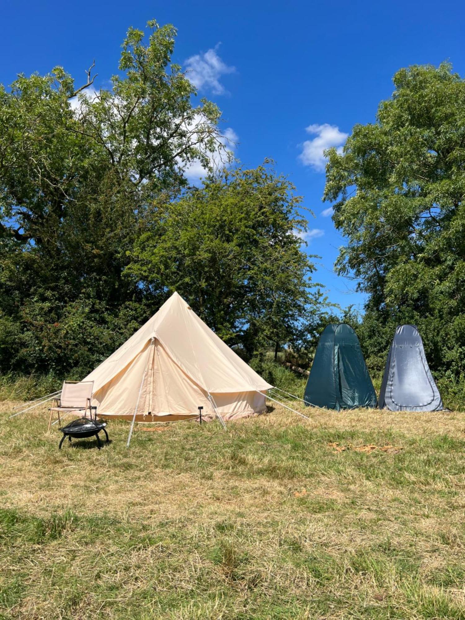 Bell Tent 4M Fossewold Farm Camping Moreton-in-Marsh Kültér fotó