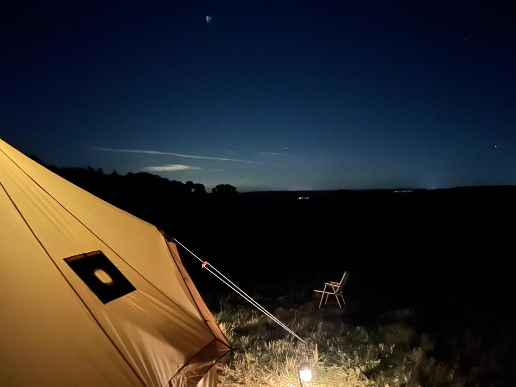 Bell Tent 4M Fossewold Farm Camping Moreton-in-Marsh Kültér fotó