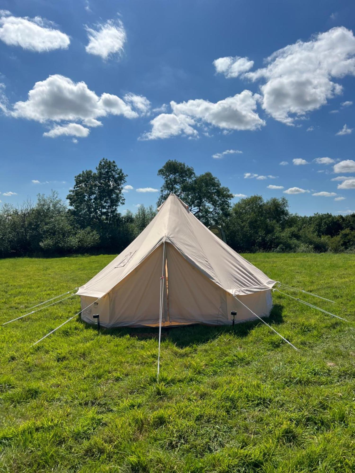 Bell Tent 4M Fossewold Farm Camping Moreton-in-Marsh Kültér fotó